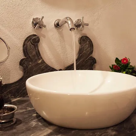Ca'luni Oda ve Kahvaltı Casola in Lunigiana
